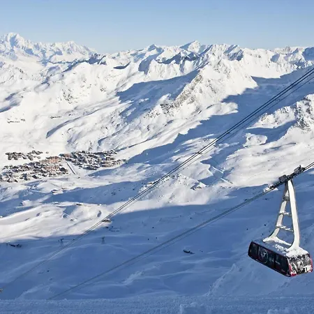 Neves - Location: Ensoleille Pour 4 Personnes Dans Un Quartier Anime * Val Thorens