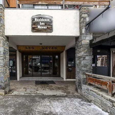 Neves - Location: Ensoleille Pour 4 Personnes Dans Un Quartier Anime Apartment Val Thorens