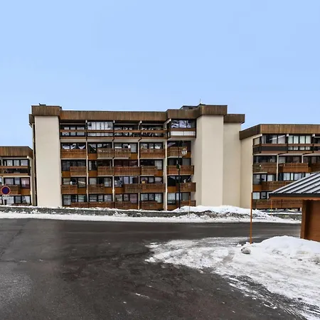 Apartment Neves - Location: Ensoleille Pour 4 Personnes Dans Un Quartier Anime