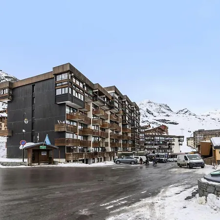 Apartment Neves - Location: Ensoleille Pour 4 Personnes Dans Un Quartier Anime