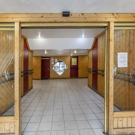 Résidence Neves - Location: Ensoleillé Pour 4 Personnes Dans Un Quartier Animé Val Thorens